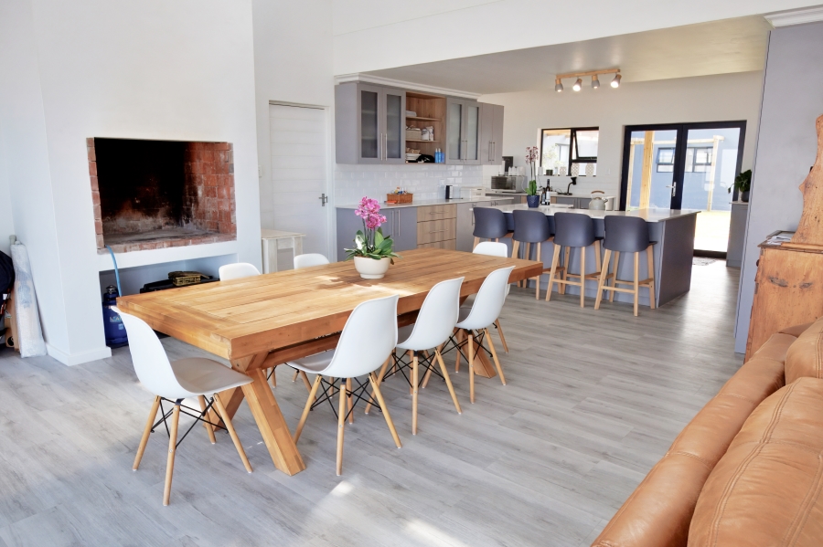 4 Bedroom Property for Sale in Stilbaai Wes Western Cape